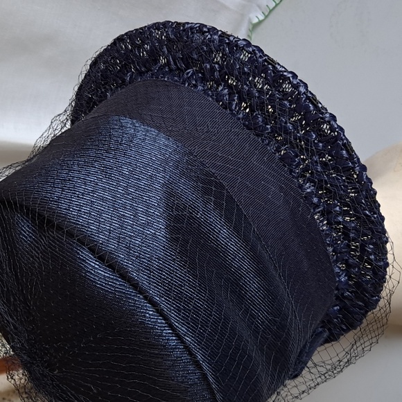 Vintage Faux Straw Hat - Picture 5 of 9